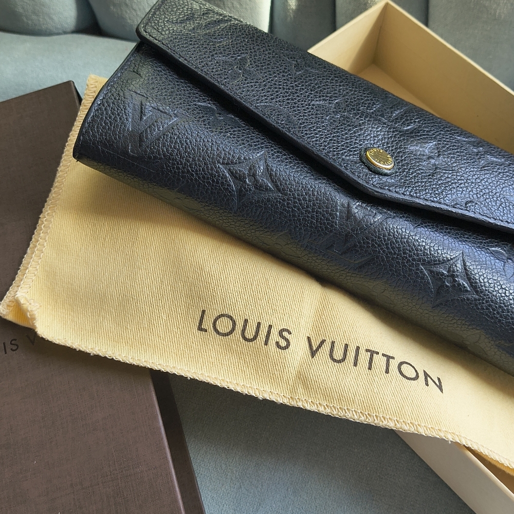Louis Vuitton Black Leather Wallet
